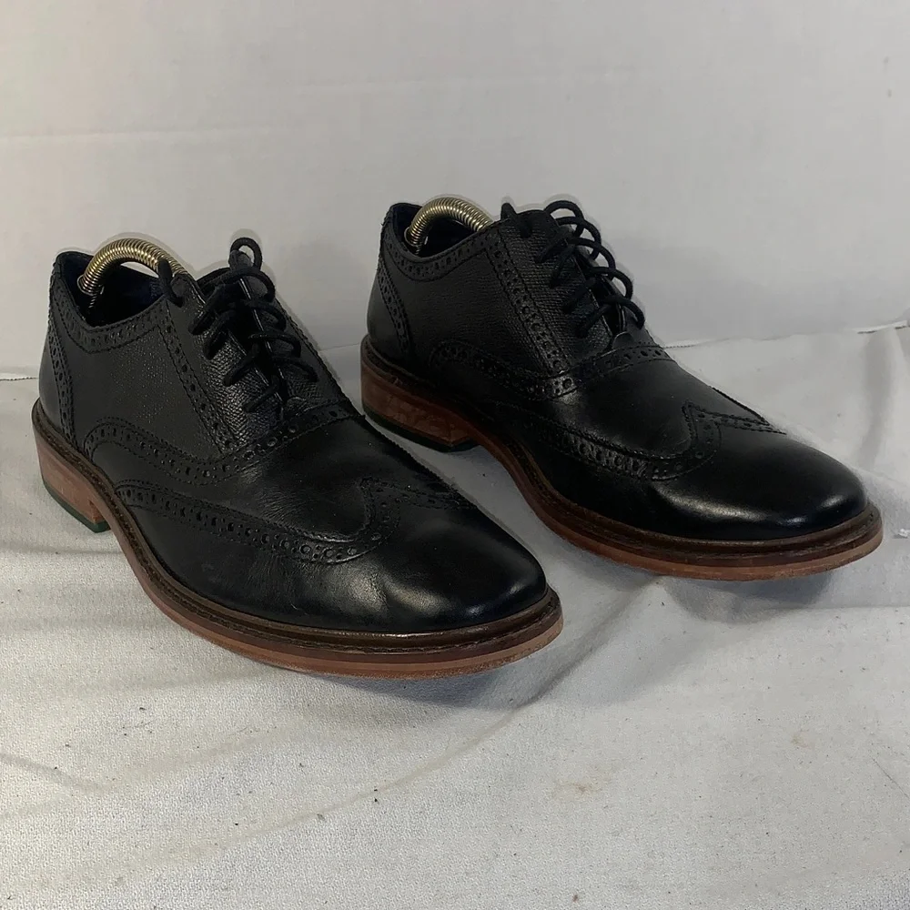 Cole Haan Mens Classic Black Leather Wingtip Oxford Dress Shoes